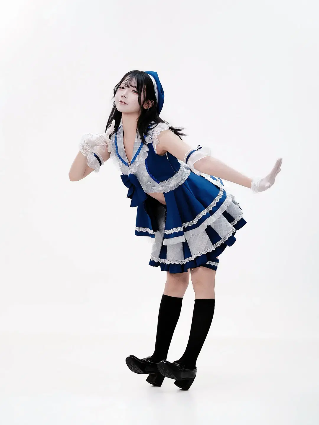 青系ステージ衣装の地下アイドルコスプレ 舞台感あふれる撮影記録 - 巧克力choco - 3枚目
