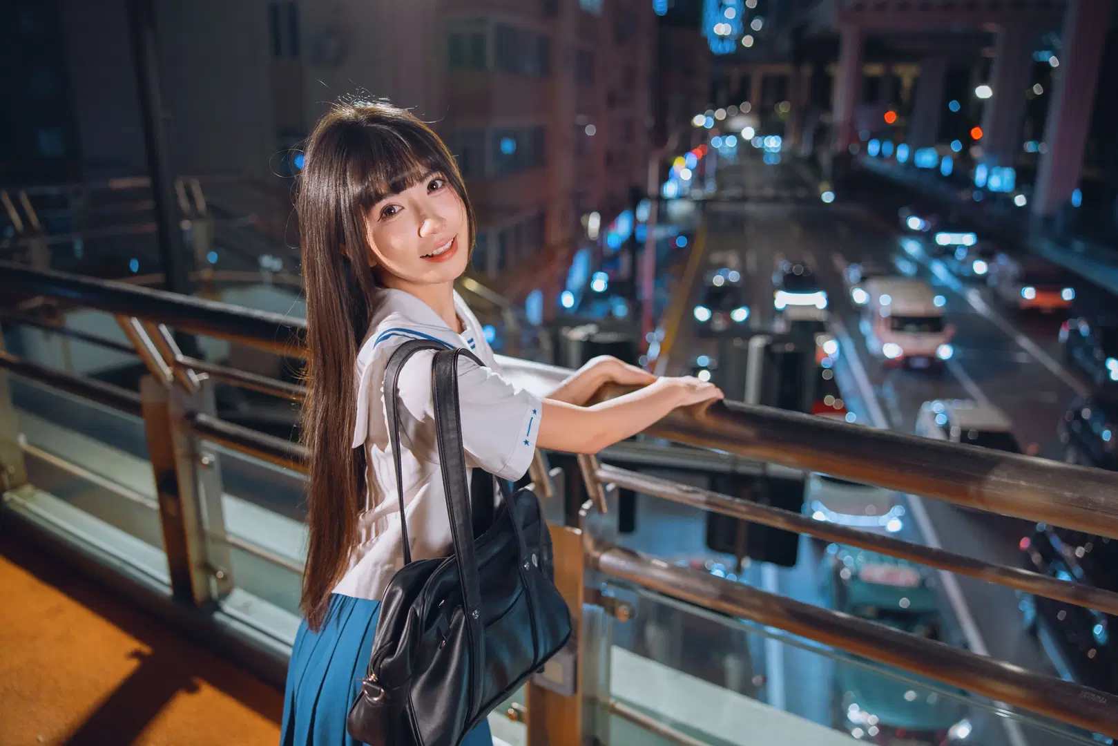 夜景JK制服写真，夜风中的白丝与百褶裙 - Fe - 第8张