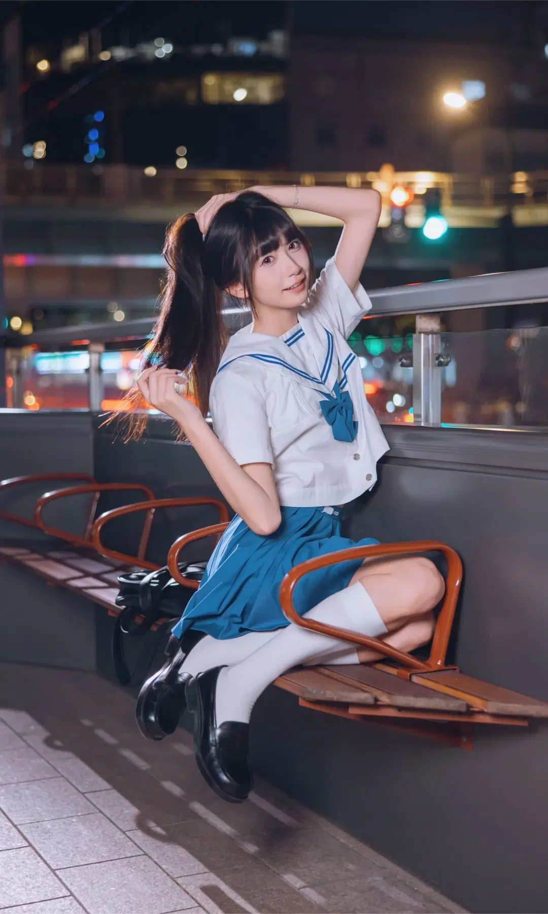 夜景街头的水手服JK制服，记录不一样的二次元摄影 - Fe - 第2张