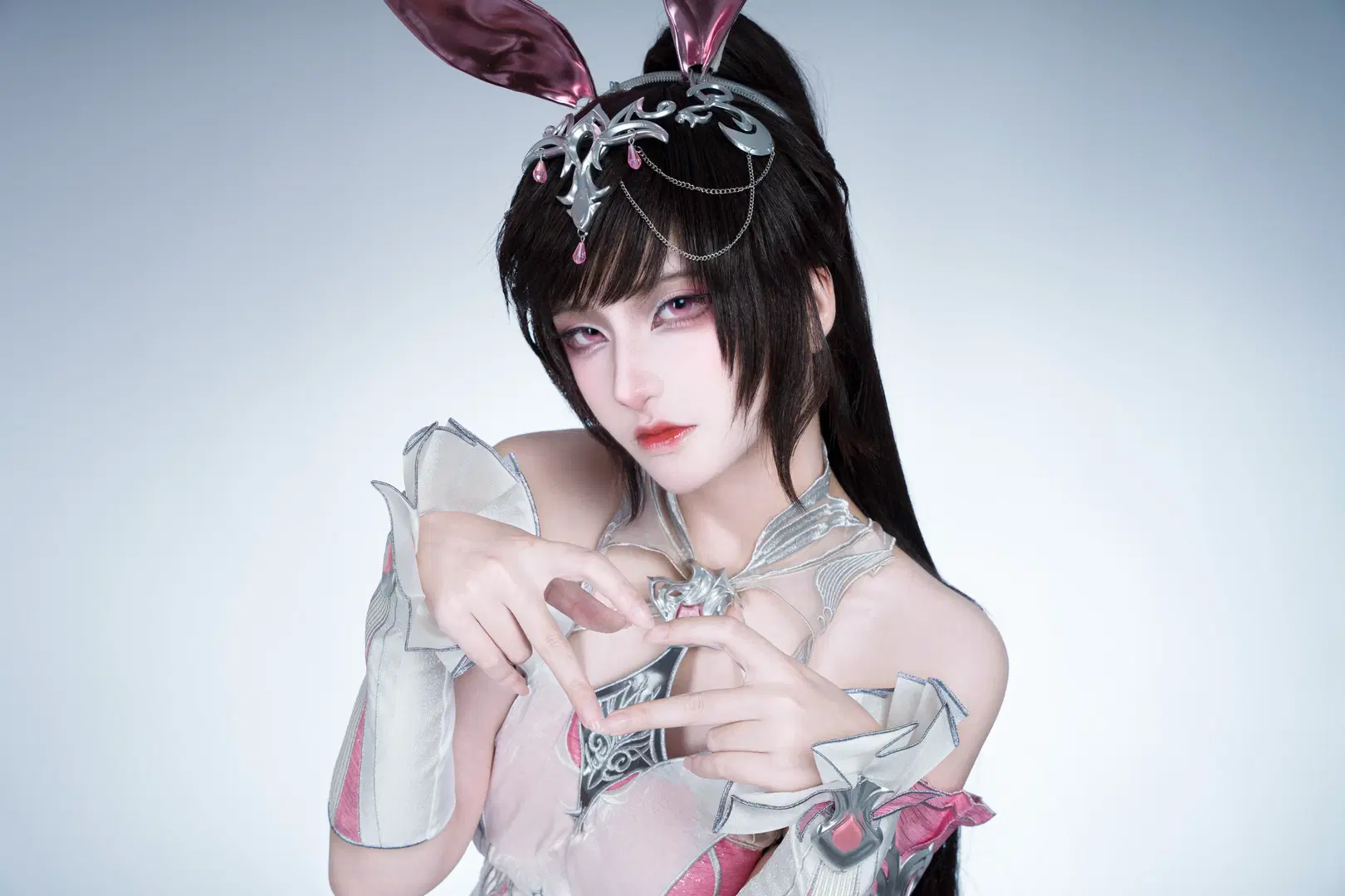 【小舞cos】斗罗大陆兔耳造型棚拍初体验 - YU-宇 - 第3张