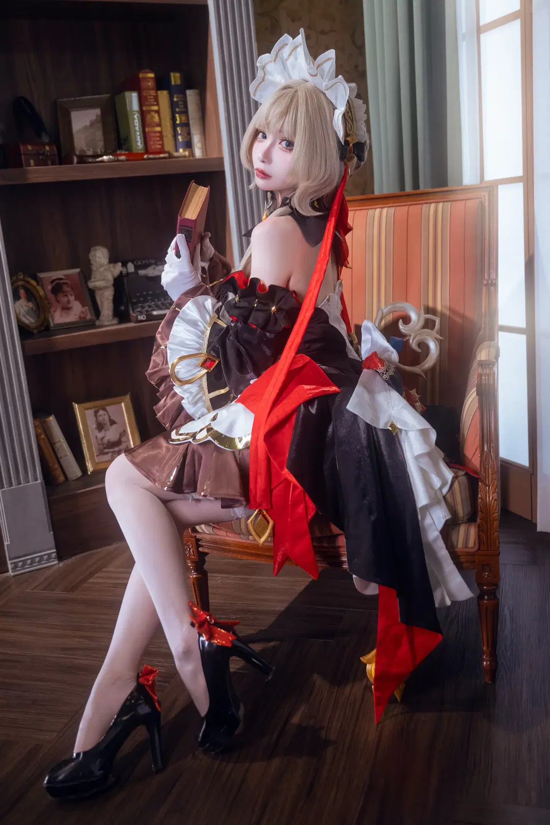 [Sandrone Cosplay] Genshin Impact Fatui Marionette: Vintage Study Room Chronicle by 律_Ritsu - Image 3