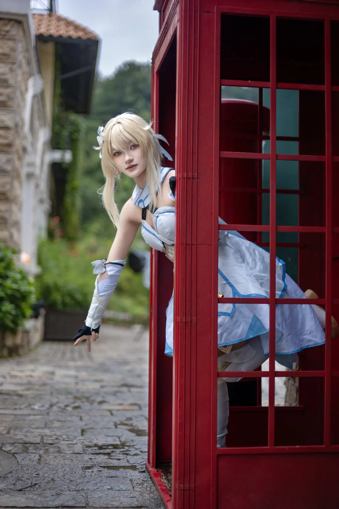 【熒cos】原神旅行者英倫街頭出發，花籃與向日葵的假日 - 不抽香烟 - 第2張