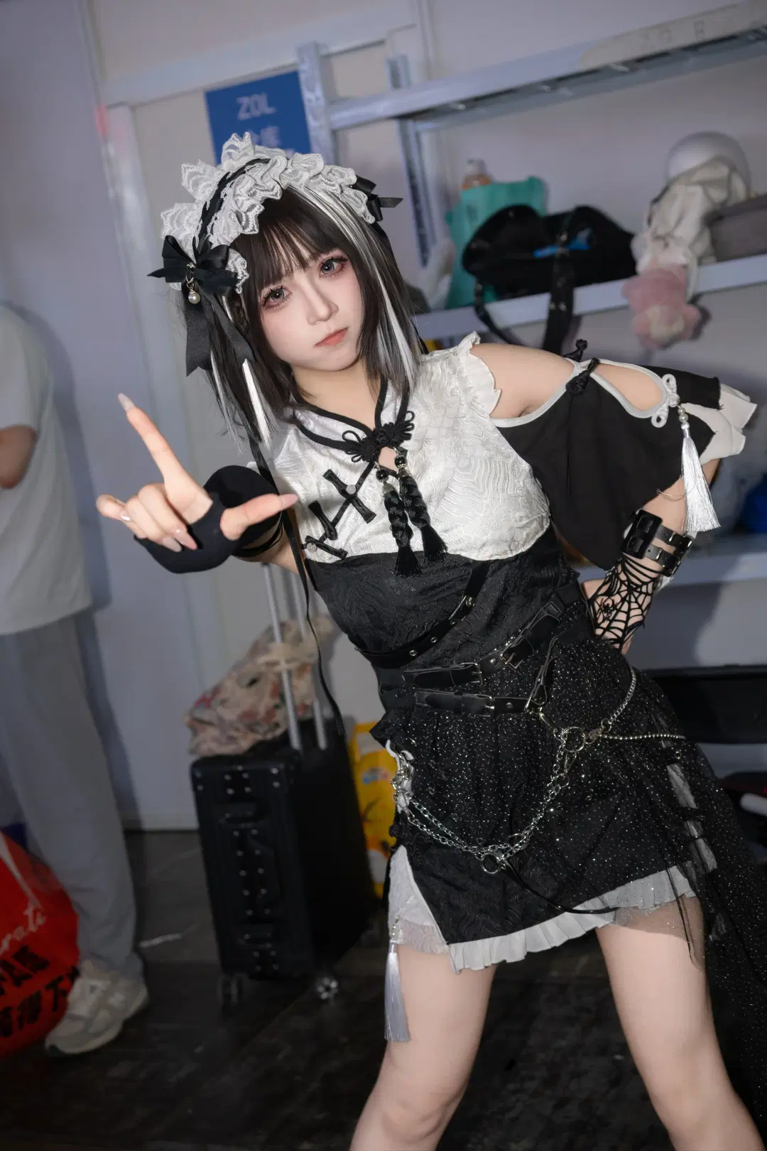 Dark maid style convention photos, a day of being surrounded and photographed by photographers in the rest area by 沐风 - Image 2