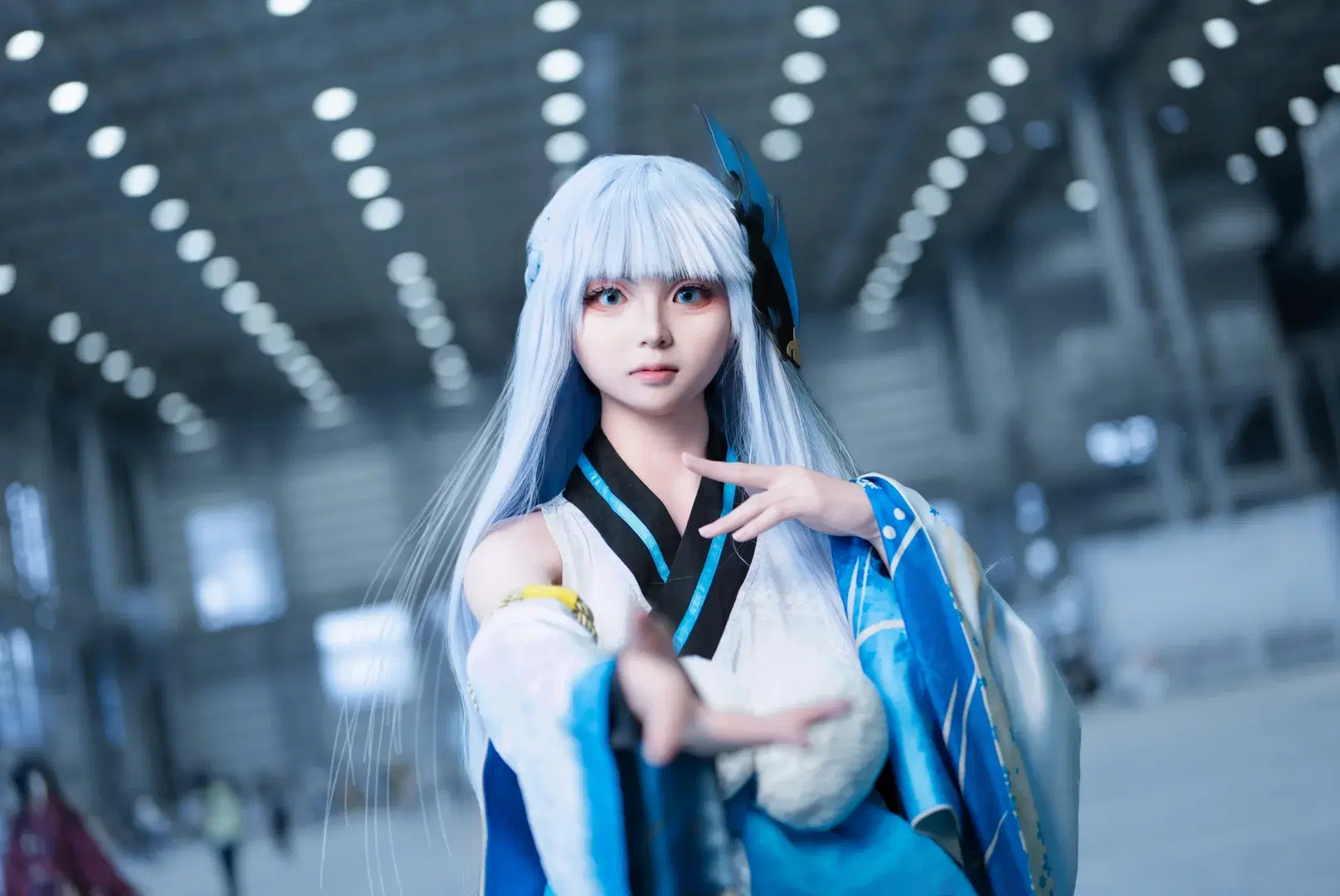 【雪女さんコスプレ】『陰陽師』静けさと透明感を宿す撮り下ろし写真共有 - 小野道枫 - 2枚目