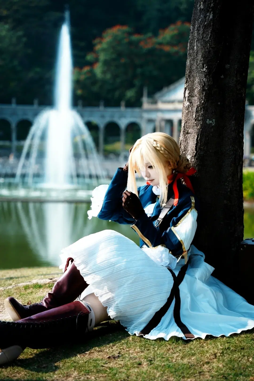 [Violet Evergarden cosplay] A Long-Delayed Outdoor Portrait Shoot from Violet Evergarden by 夜然想摸鱼 - Image 5