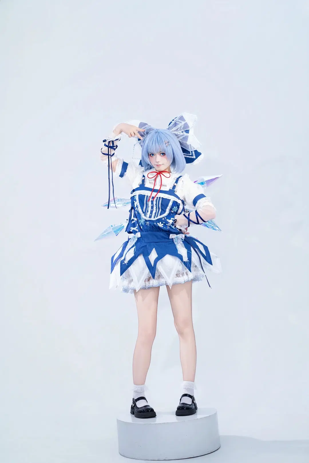 【琪露诺cos】东方project的冰之妖精，蓝白水晶裙摆真的太梦幻了 - 硝苯氮 - 第3张
