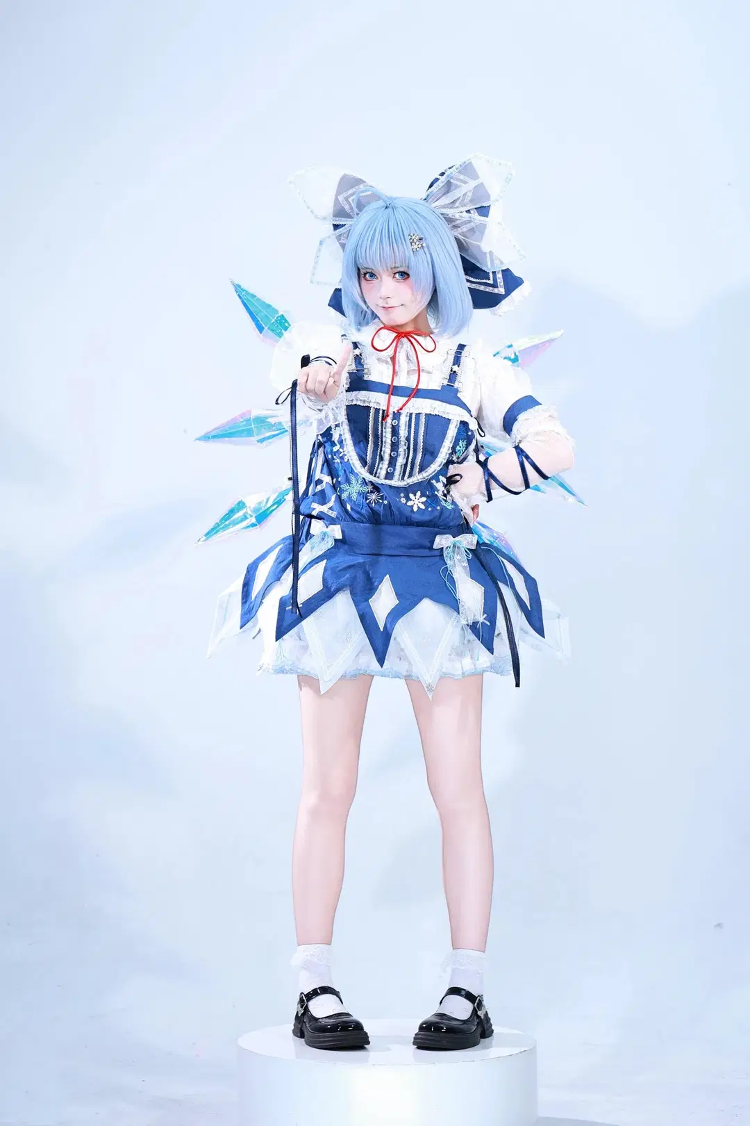 【琪露诺cos】东方project的冰之妖精，蓝白水晶裙摆真的太梦幻了 - 硝苯氮 - 第4张