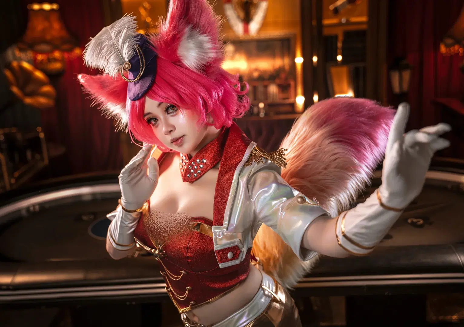 【妲己コスプレ】オナー・オブ・キングス ラスベガスのグラマラス、レトロカジノに佇む妖艶な大人の女性 - QqQ - 11枚目