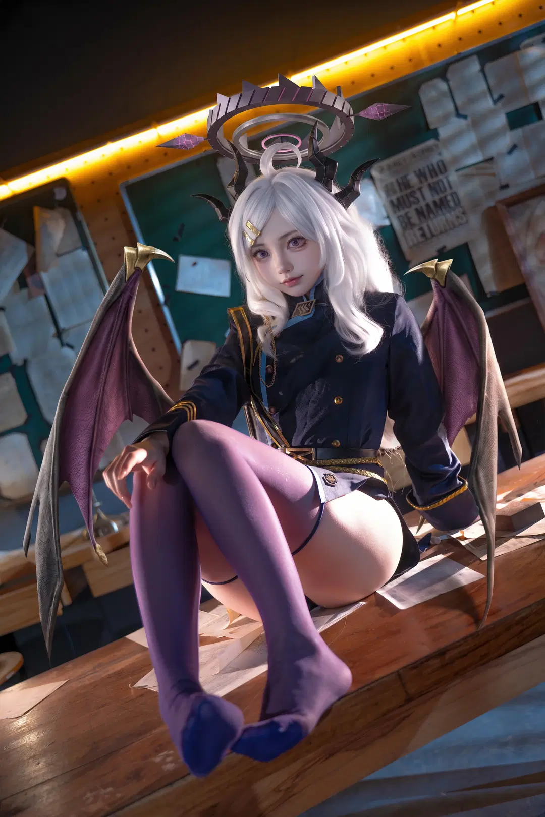 二次元撮影, ブルーアーカイブ, 空崎ヒナ コスプレ, 制服コスプレ, 紫色のストッキング