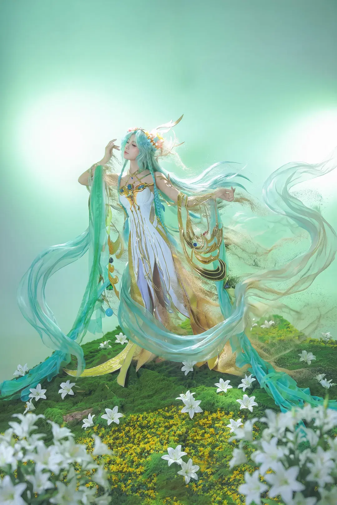 Diaochan cosplay: Honor of Kings Diaochan Mucha Style — Exquisite Phantasm of Blossoms and Butterflies by 妈耶 - Image 2
