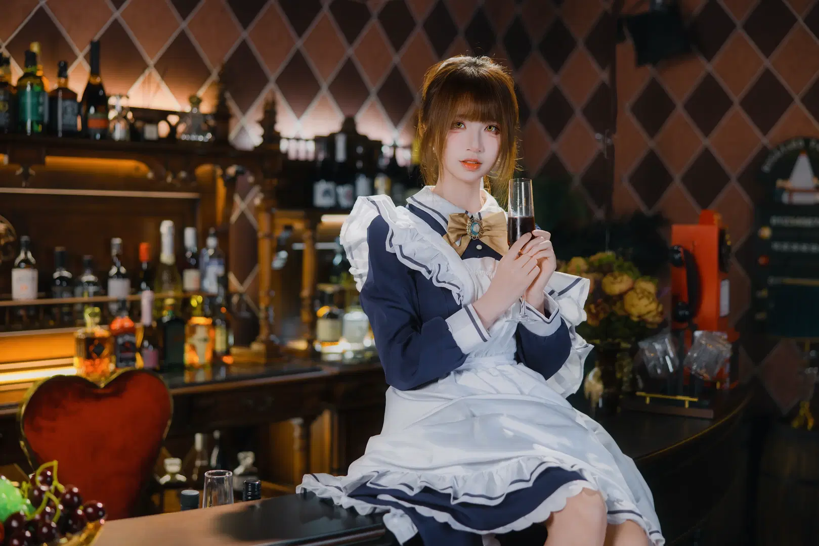 Navy Blue Maid Dress in a Vintage Bar: A Sweet and Cool Collision of White Stockings and Thigh Straps by 翻版小霸王 - Image 3
