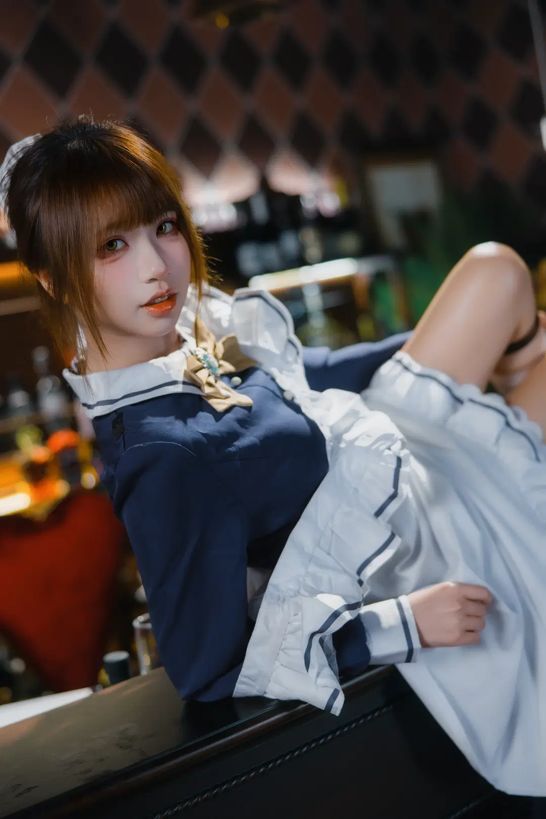 Navy Blue Maid Dress in a Vintage Bar: A Sweet and Cool Collision of White Stockings and Thigh Straps by 翻版小霸王 - Image 5
