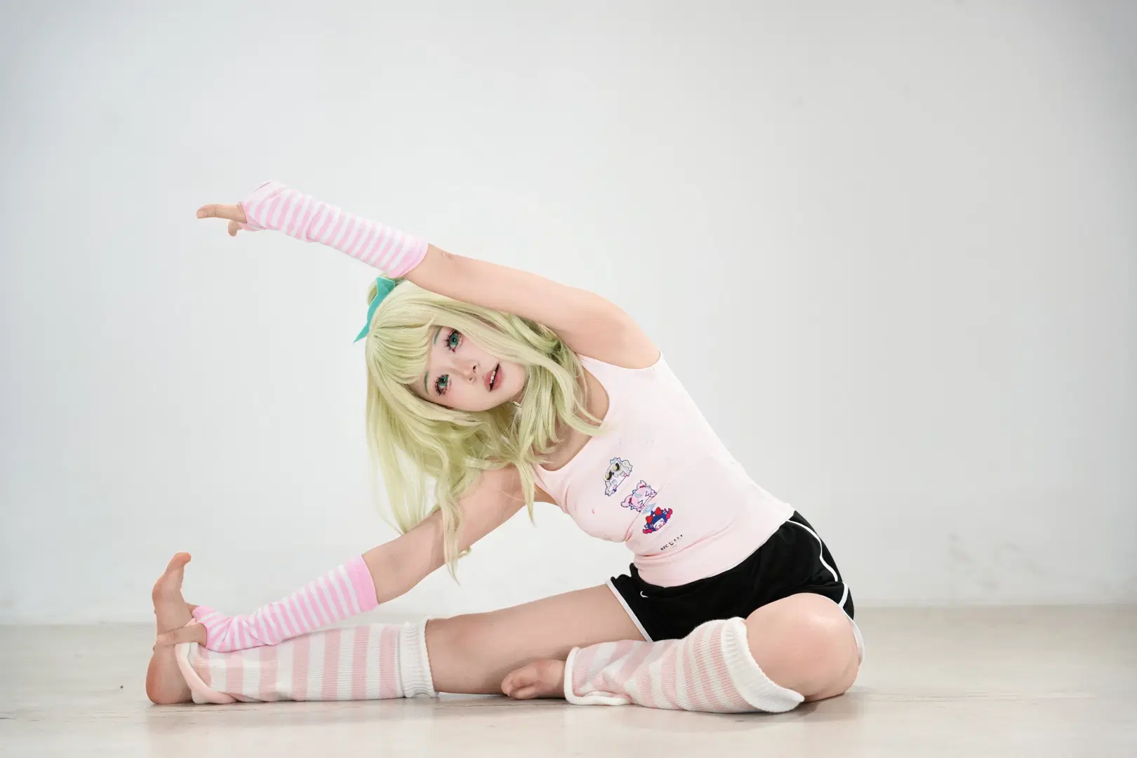 [Sunna cosplay] Zenless Zone Zero: Angels of Delusion Mature Charm Styling Challenge by 柏杉子 - Image 3