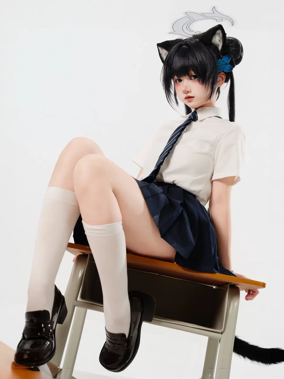 蔚蓝档案, 猫耳, 龙华妃咲cos, 白丝, jk制服