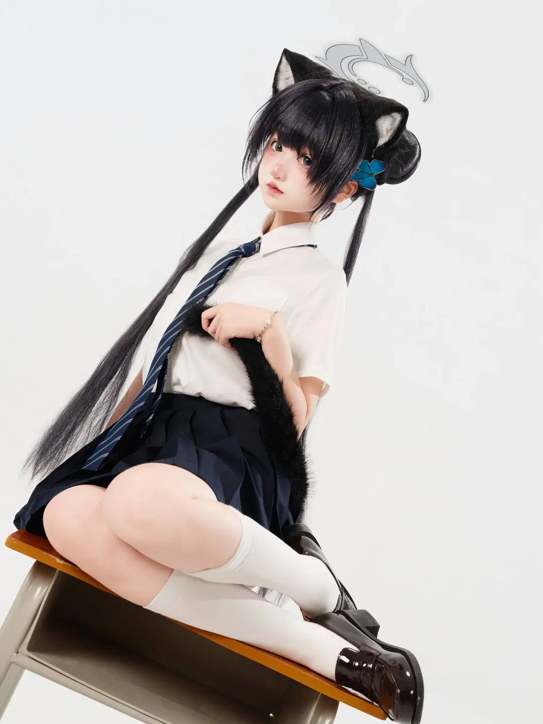 【龙华妃咲cos】蔚蓝档案里换上制服后的感觉 - 照烧热带鱼 - 第2张