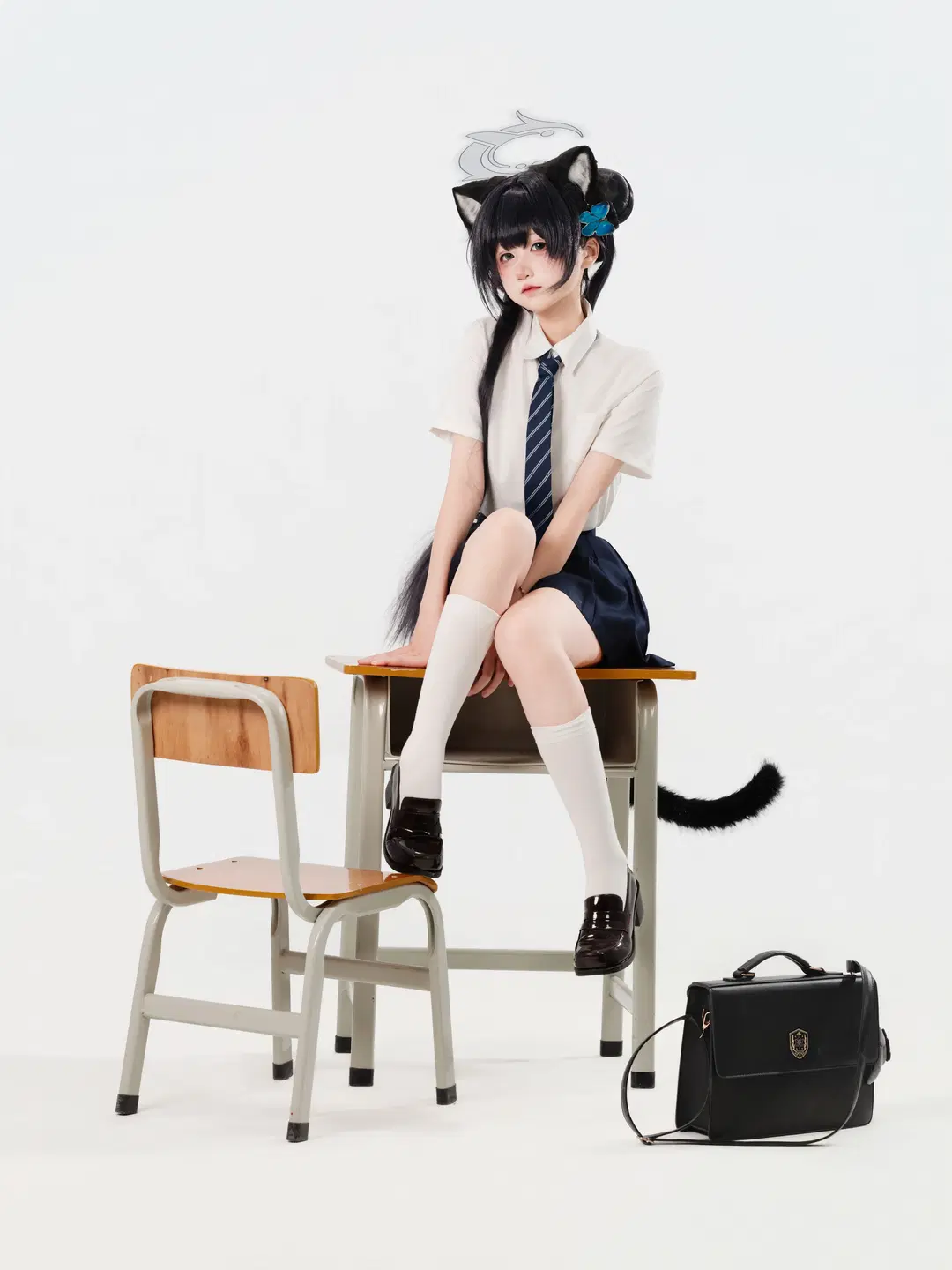 【龙华妃咲cos】蔚蓝档案里换上制服后的感觉 - 照烧热带鱼 - 第3张