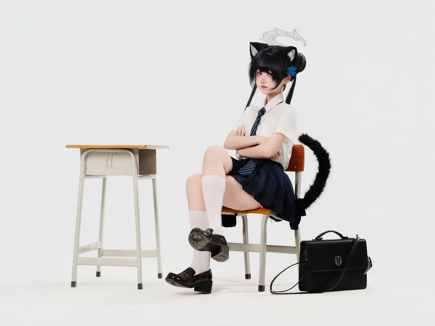 【龙华妃咲cos】蔚蓝档案里换上制服后的感觉 - 照烧热带鱼 - 第4张