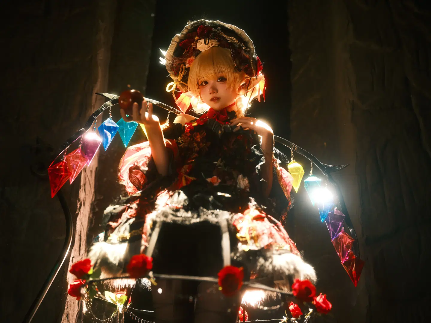 [Flandre Scarlet Cosplay] Touhou Project: An Exploration of Dark Fairytale Style by 照烧热带鱼 - Image 5