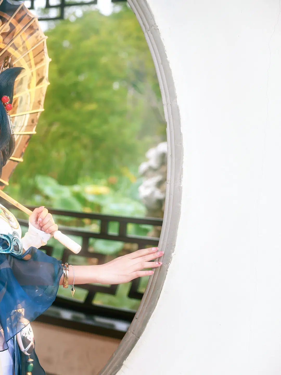 [Gongsun Li Cosplay] Honor of Kings Smoke of Partings: Light and Shadow in a Classical Chinese Garden by 妖小纯_有棚版 - Image 2