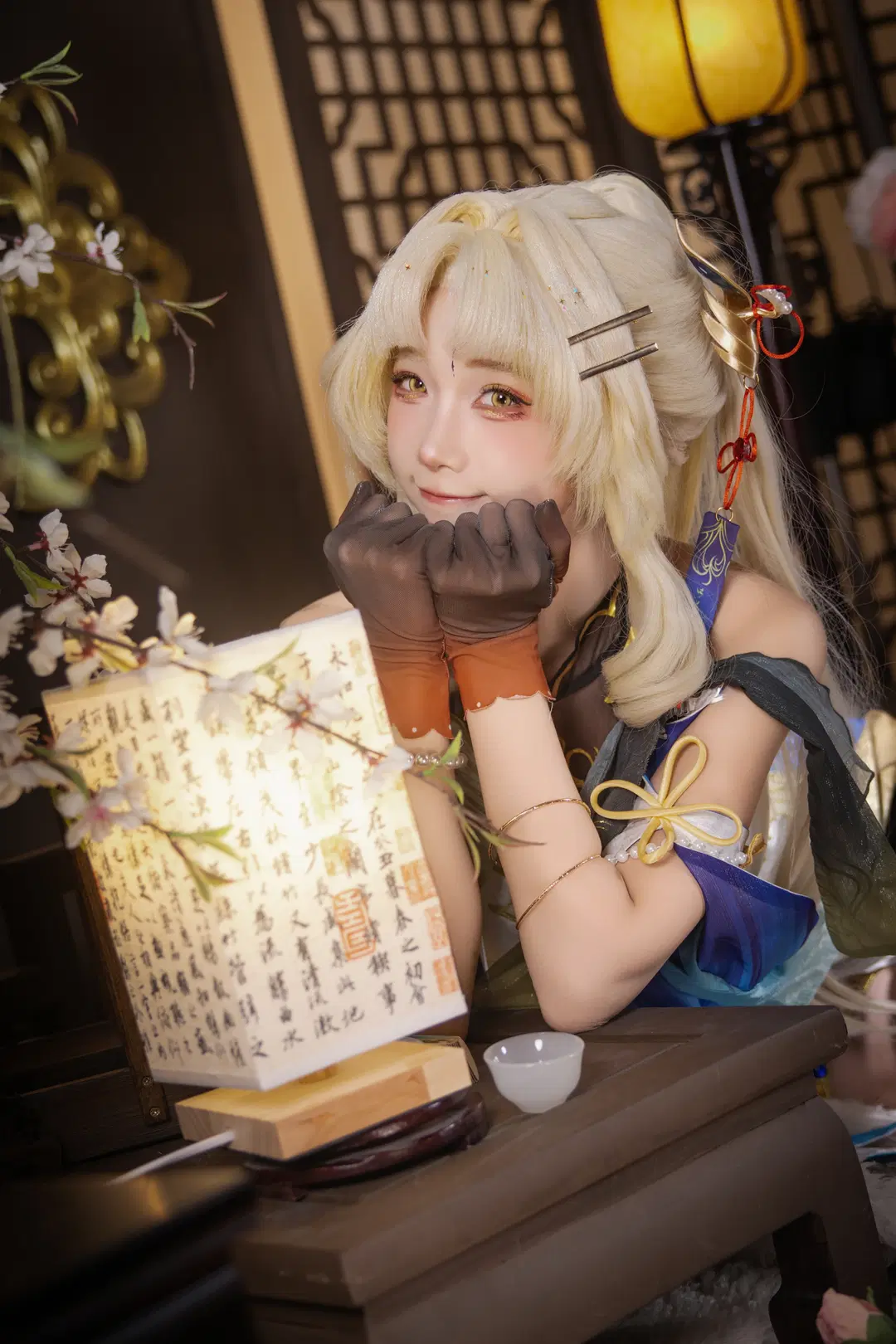 【穗穗cos】鸣潮国风少女，折扇轻摇间的古典韵味 - ShalloWhite - 第2张