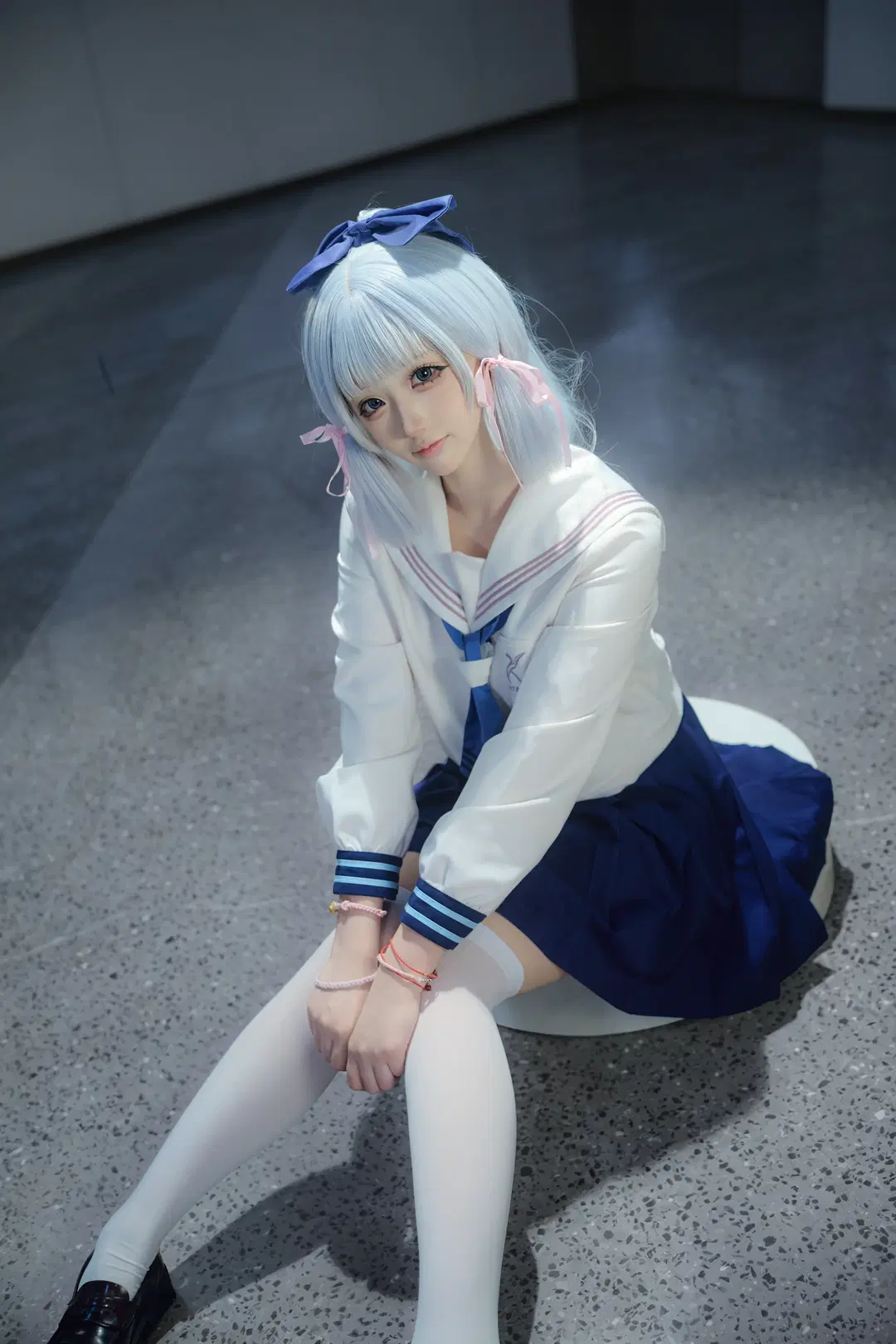 【神裡綾華cos】原神喜茶聯動套，藍髮水手服的拍攝記錄 - 铭茶梓GO - 第4張