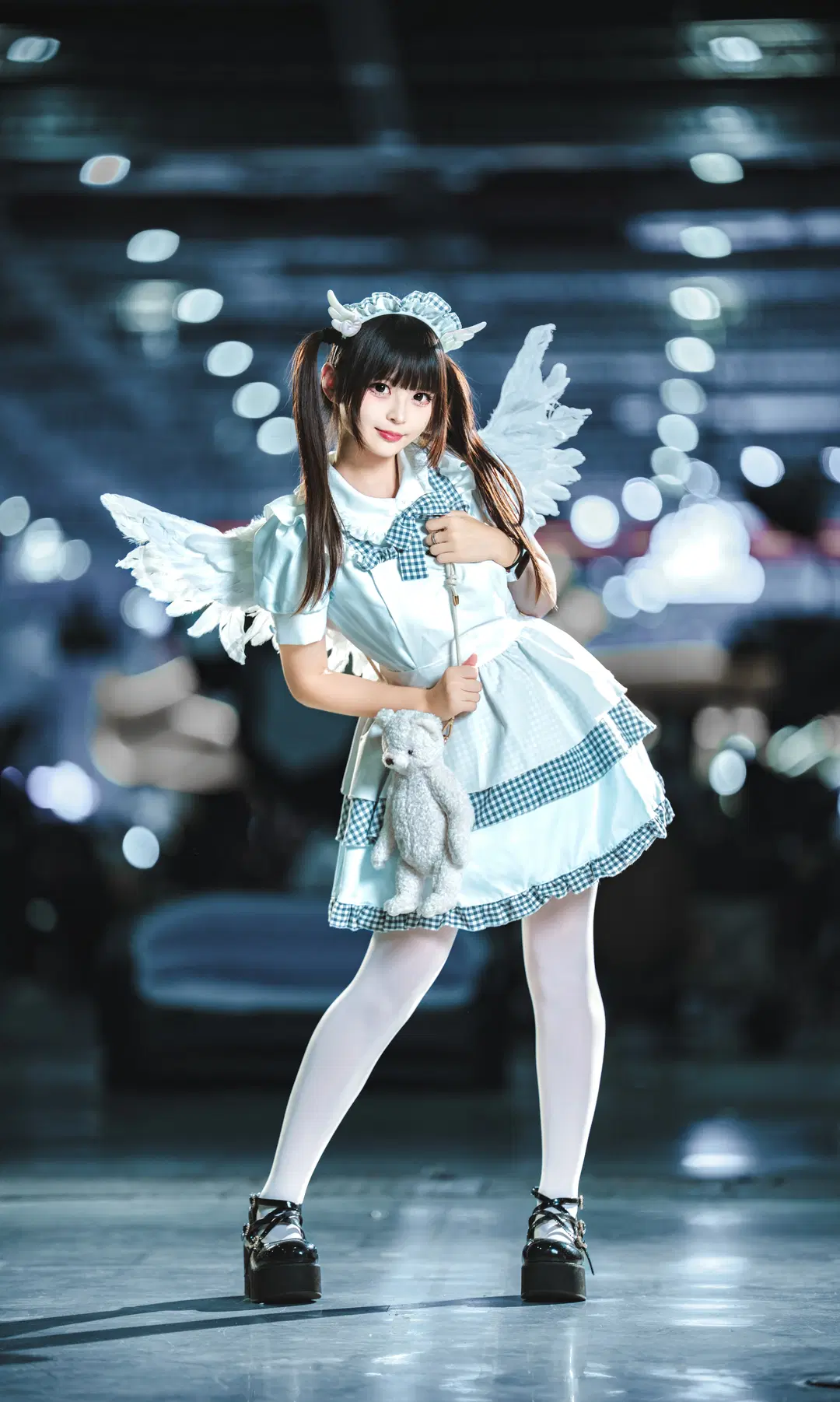 【メイドコスプレ】BWイベント写真：ペールブルーのメイド風、白ストッキングと厚底シューズのイベント日記 - 薄荷起司喵 - 3枚目