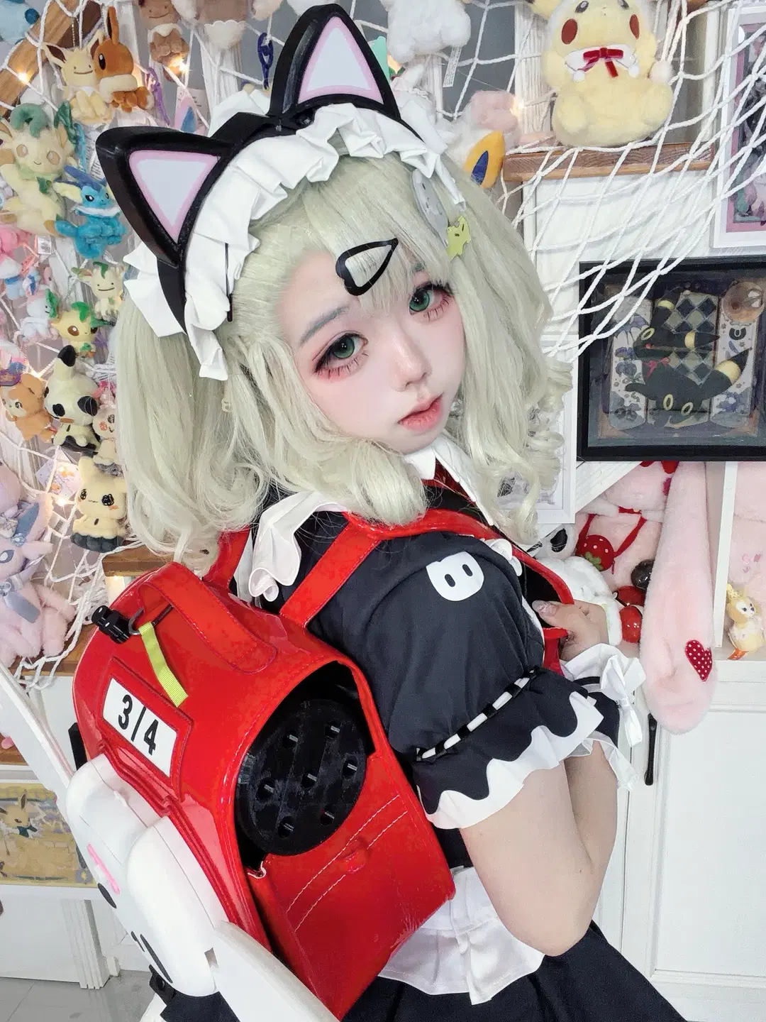 【千夏 コスプレ】白黒メイド服に猫耳を添えて、赤いバックパックのディテール満載 - 小棠 - 4枚目