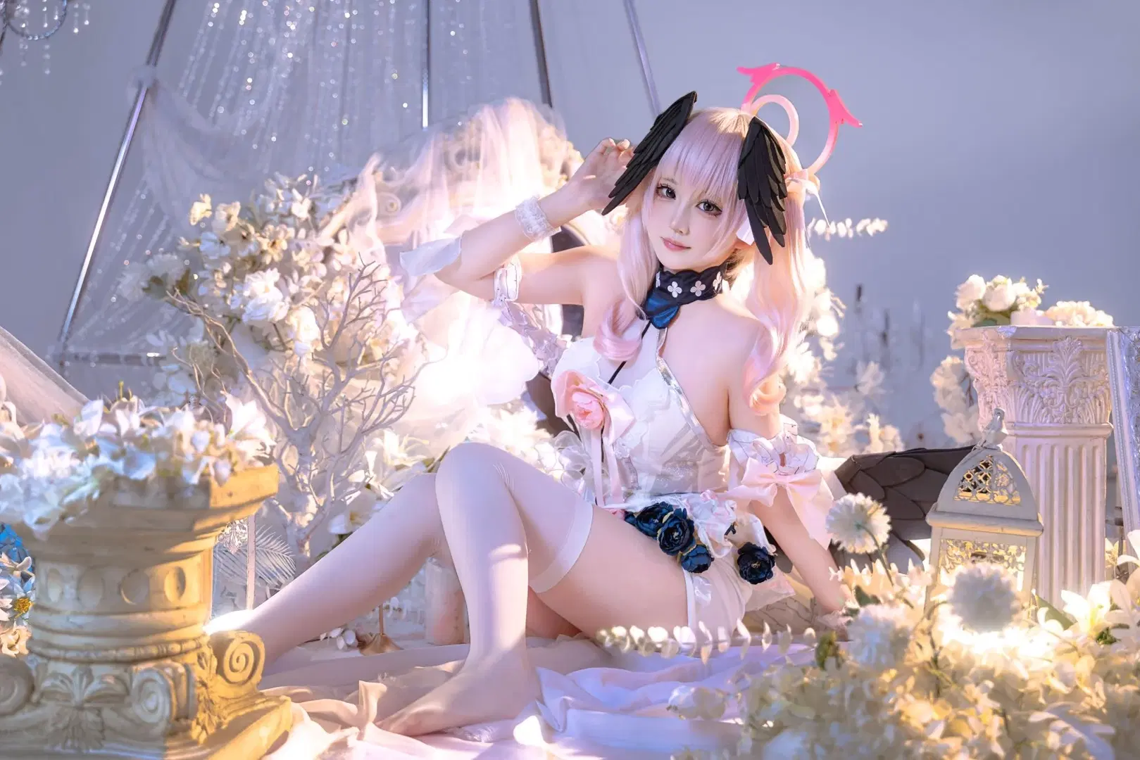 [Shimoe Koharu cosplay] Blue Archive Fantasy Garden, the clash of black wings and pink halo by Bocchi_the_Optics - Image 3