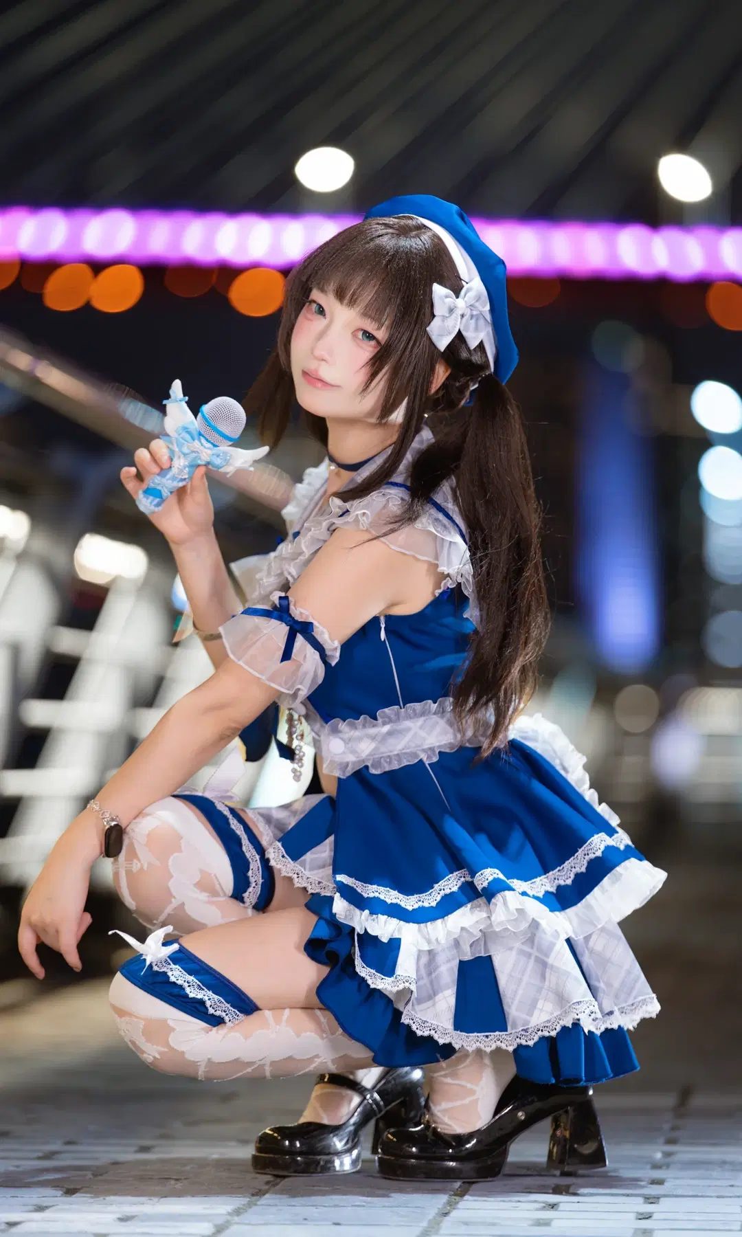 川辺の夜風に弾む青いステージ衣装のスクールアイドル - 南朝花月 - 5枚目