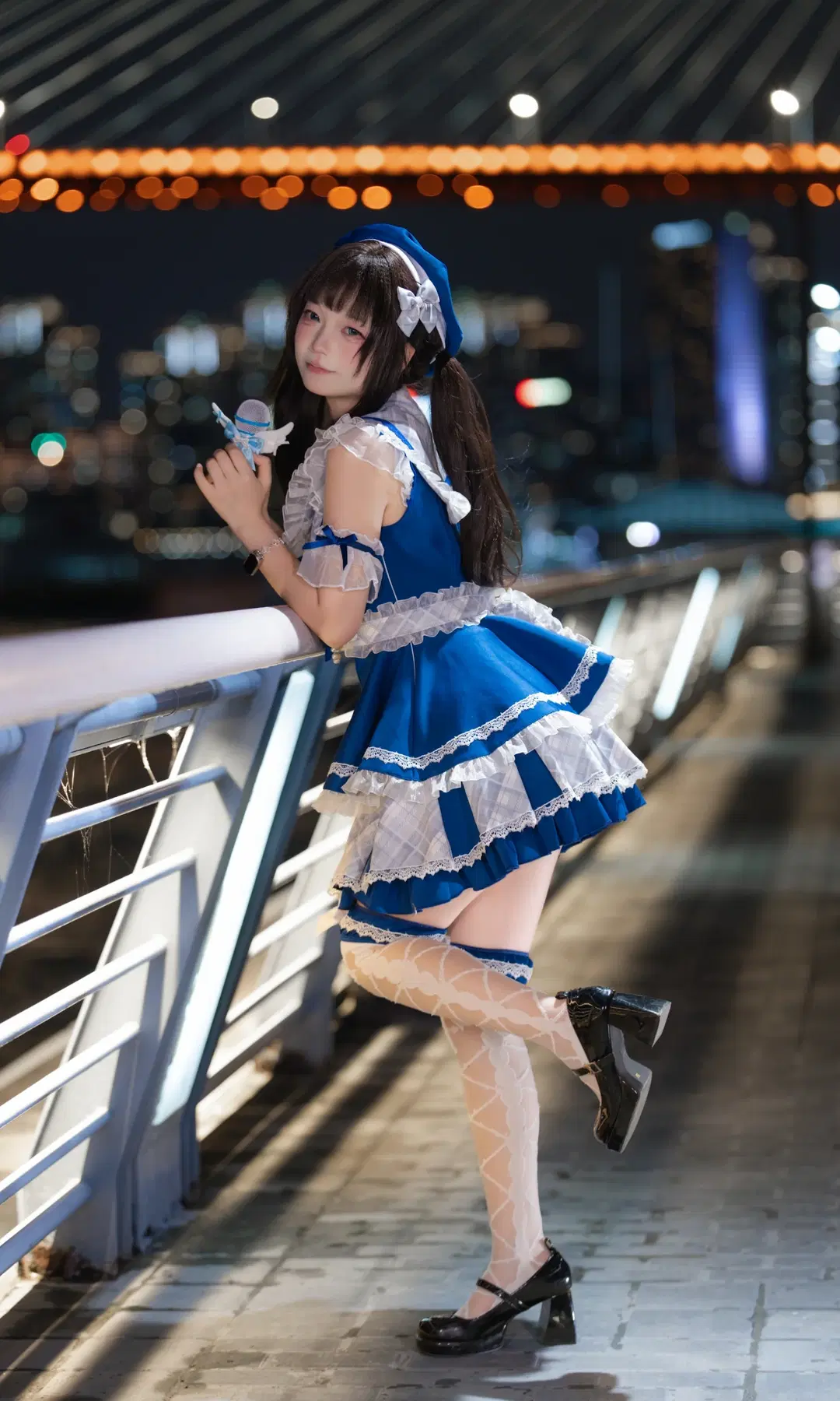 川辺の夜風に弾む青いステージ衣装のスクールアイドル - 南朝花月 - 6枚目