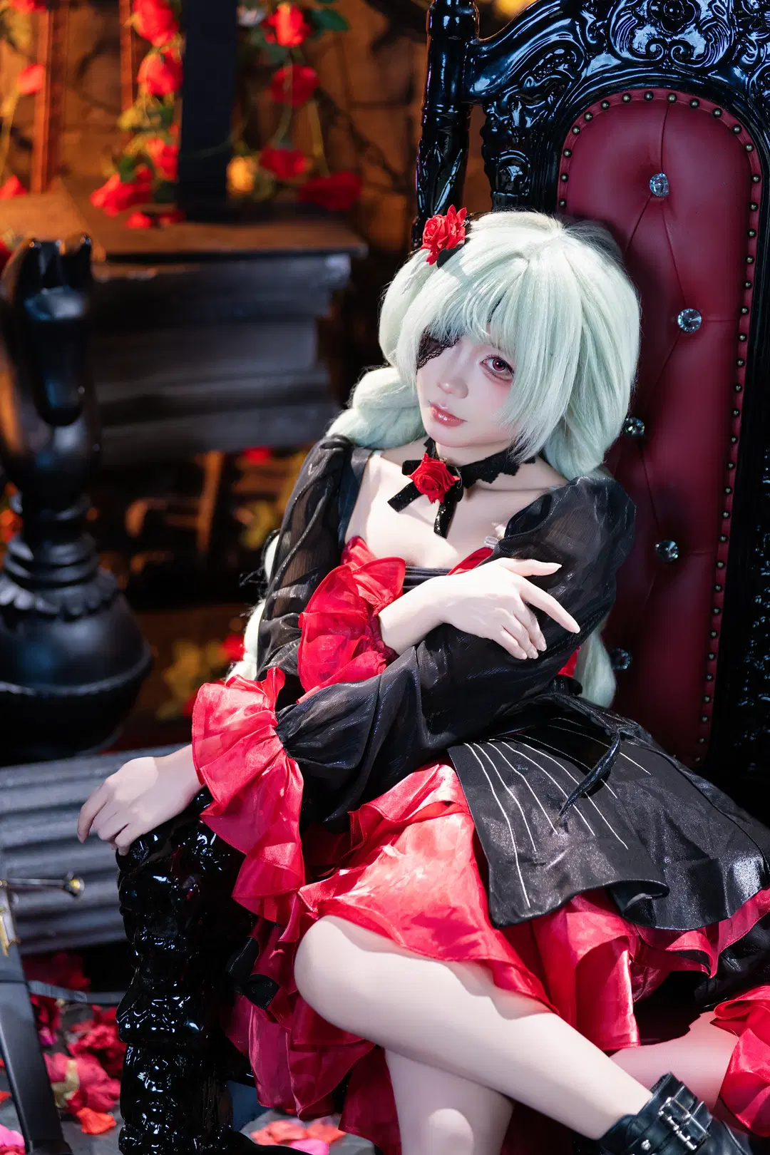 【Phrolova cosplay】Wuthering Waves 'Twilight Story': Crimson & Black Gothic style cosplay Night Rose | Dark style Rose Scepter by 南朝花月 - Image 7