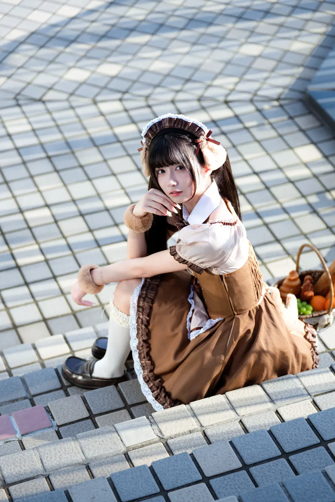 Puppy Maid Outfit on the Street: The Brown Ensemble Paired with White Stockings Is Absolutely Stunning by 南朝花月 - Image 11