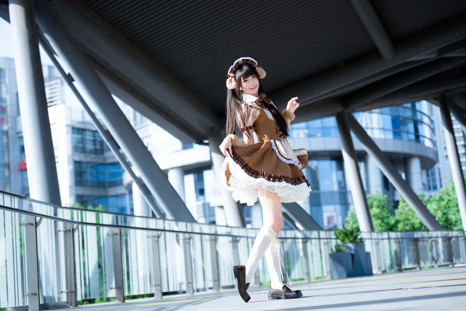 Puppy Maid Outfit on the Street: The Brown Ensemble Paired with White Stockings Is Absolutely Stunning by 南朝花月 - Image 5