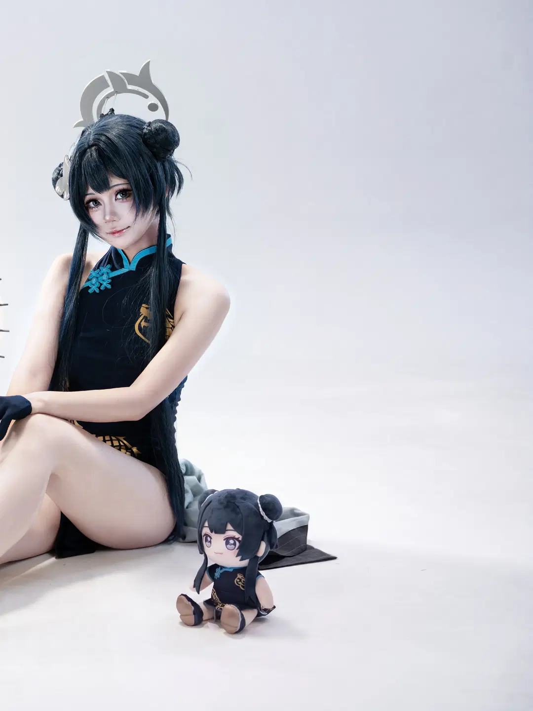 [Misaki cosplay] Blue Archive: Everyday Life with Qipao and Dango Plushies by Petrichor猫猫 - Image 2