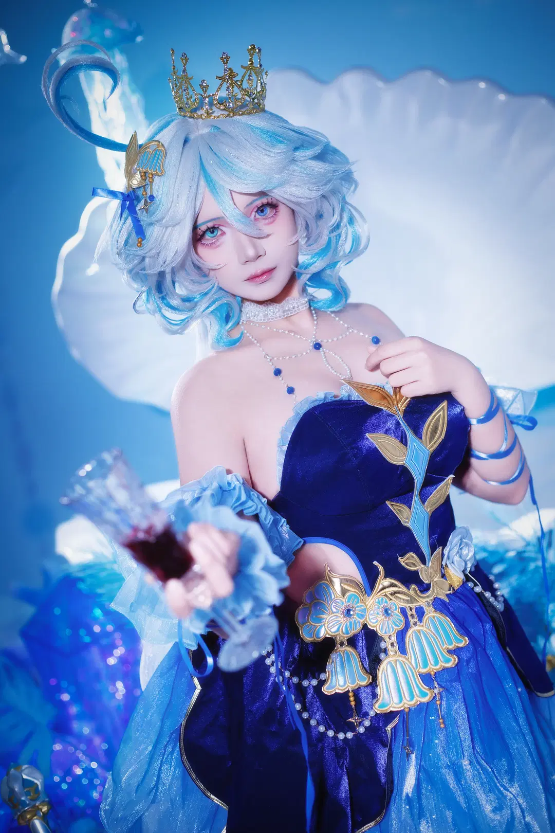 【芙宁娜cos】原神水神的铃兰舞曲，深海与舞台的浪漫交织 - Ella大可爱 - 第3张