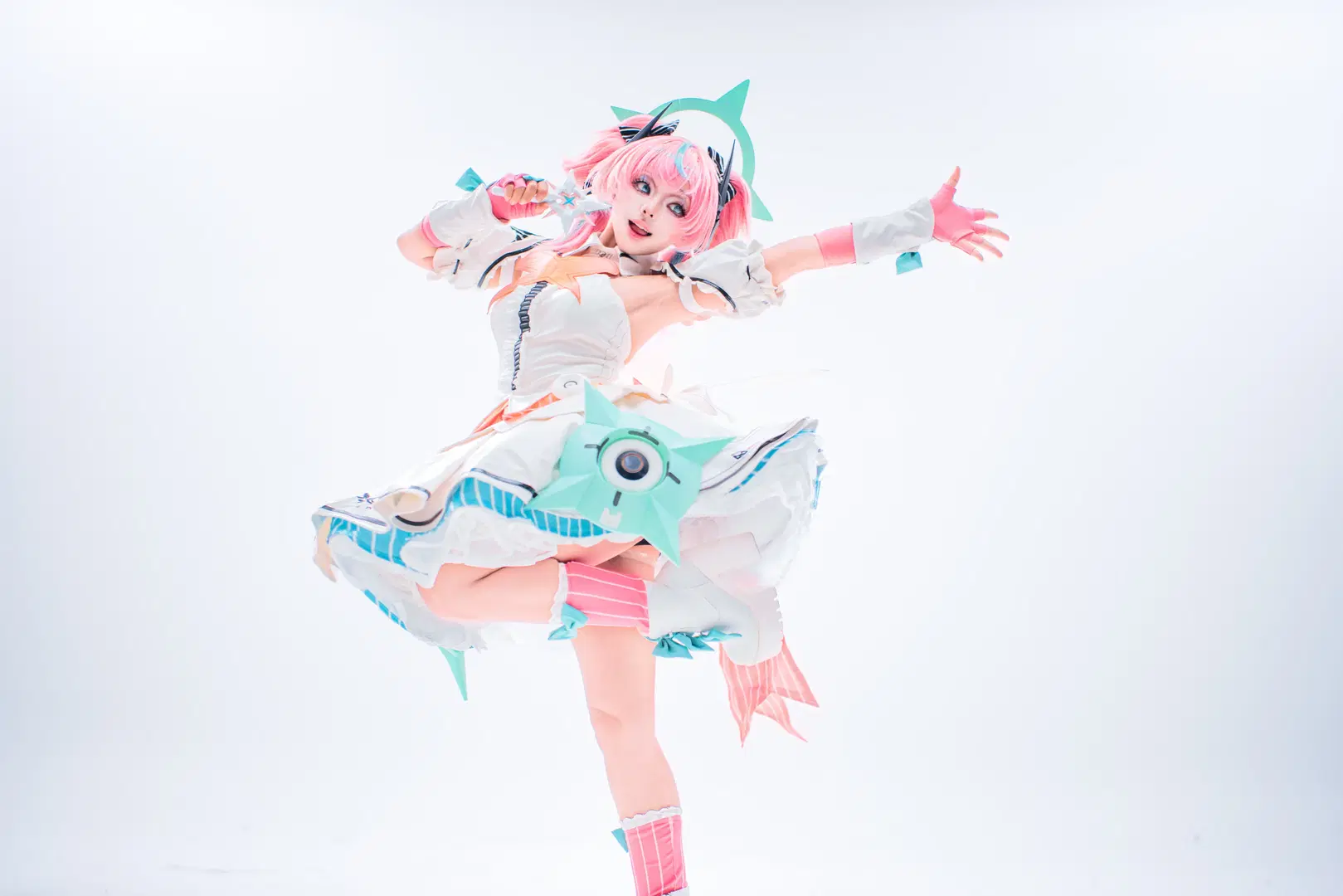 [Aria cosplay] Zenless Zone Zero: Sweet Critical Strike of the Pink Star by 叶琴_接北京ijoy_7月8月 - Image 3