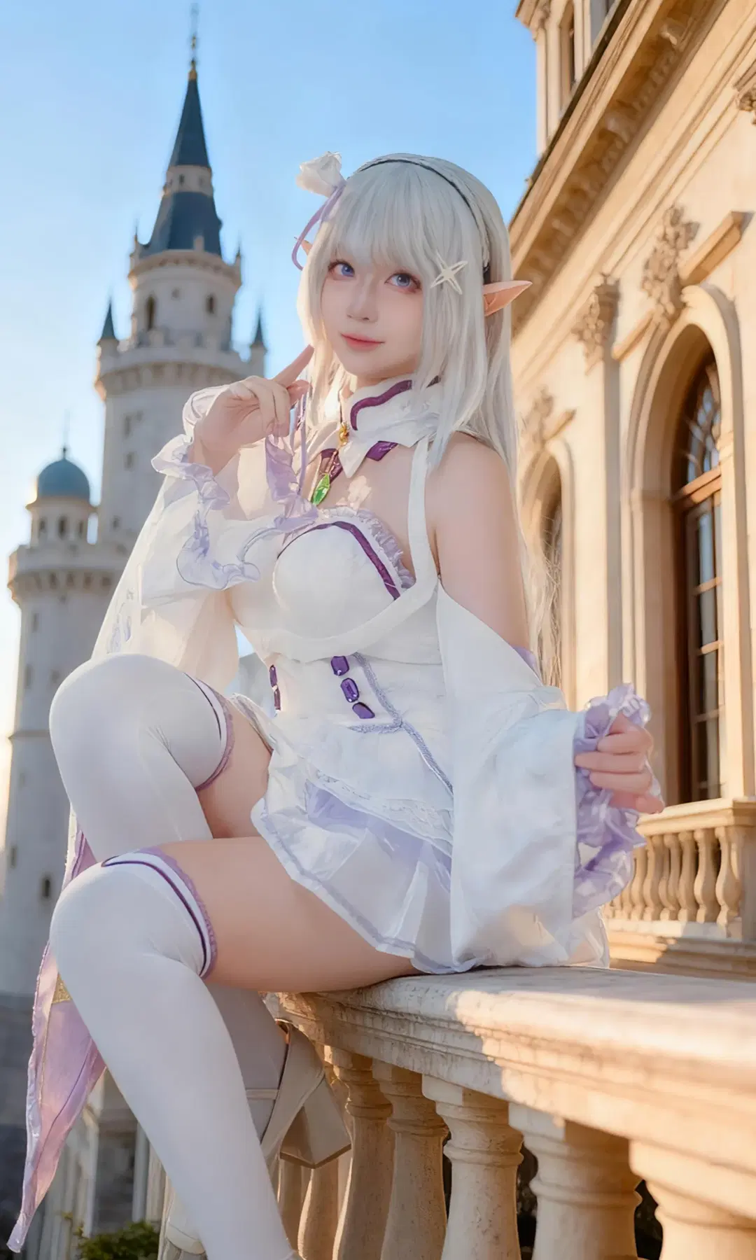 cosplay, re0, 爱蜜莉雅cos, 白丝, 城堡外景