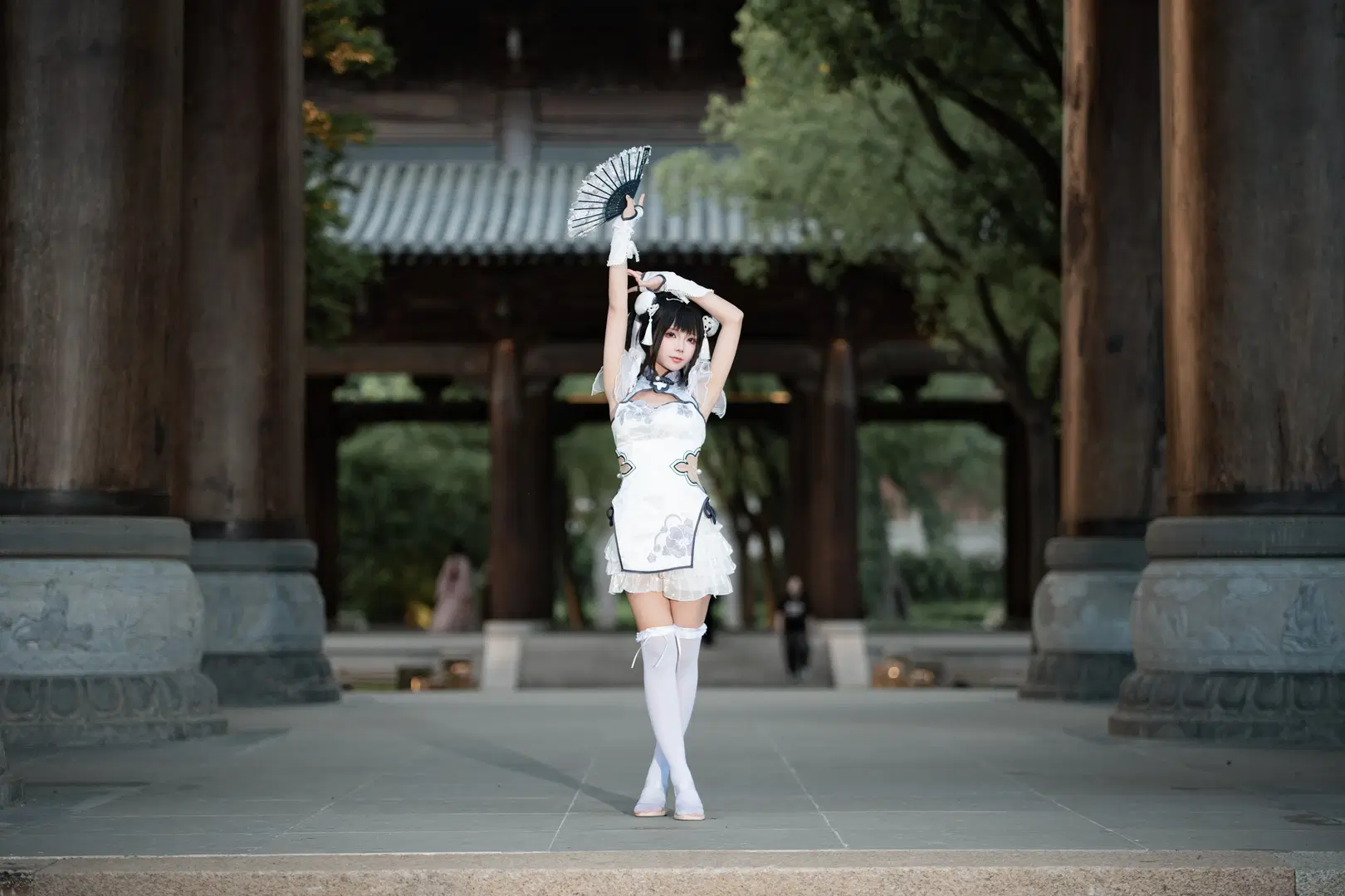 【殷紫萍cos】悬壶济世的白衣少女，在江南水乡的拍摄分享 - Xu - 第4张