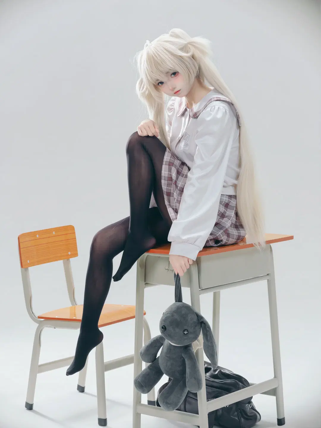 【穹 コスプレ】『縁の空』教室に佇むプラチナブロンドのツインテール - 乌龙茶茶 - 3枚目