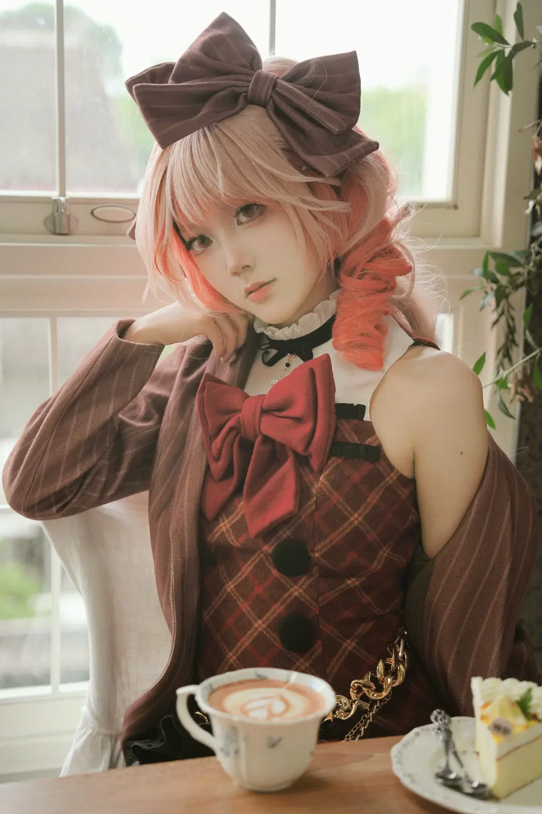 [Momonoka cosplay] Retro British Afternoon Tea in Arknights by 秦渊w - Image 3