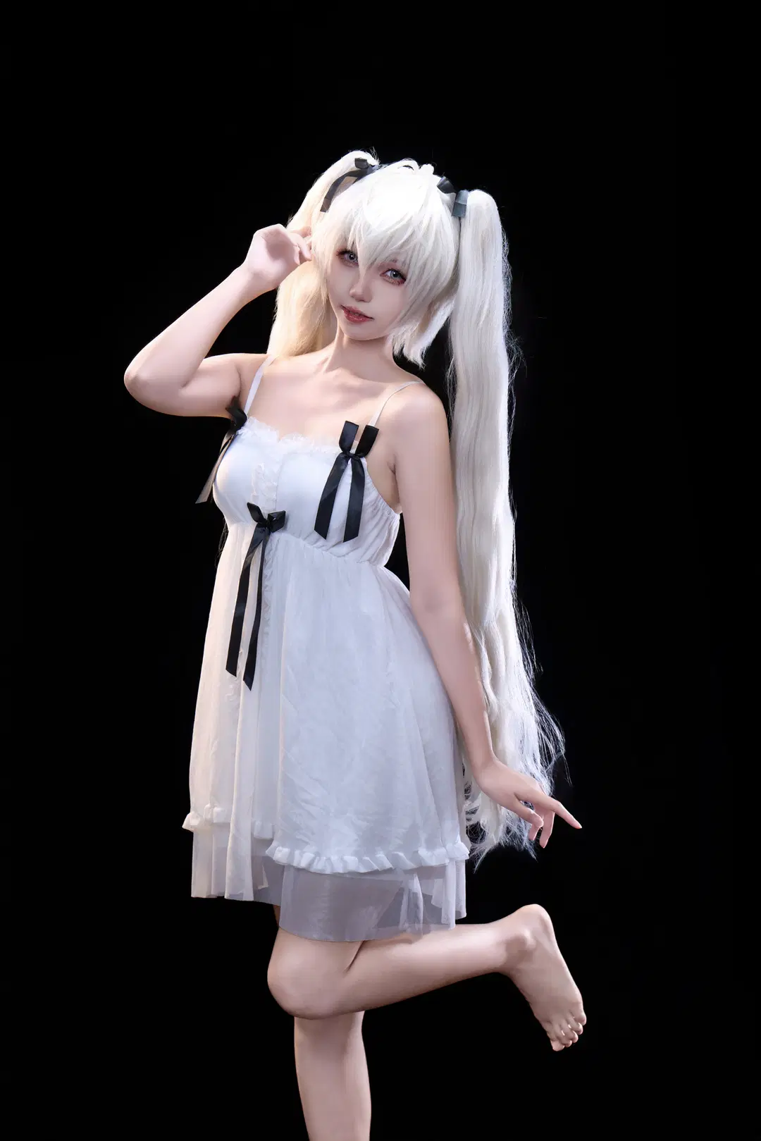 Kasugano Sora cosplay, Anime cosplay, Twintails, Silver hair, Black ribbon