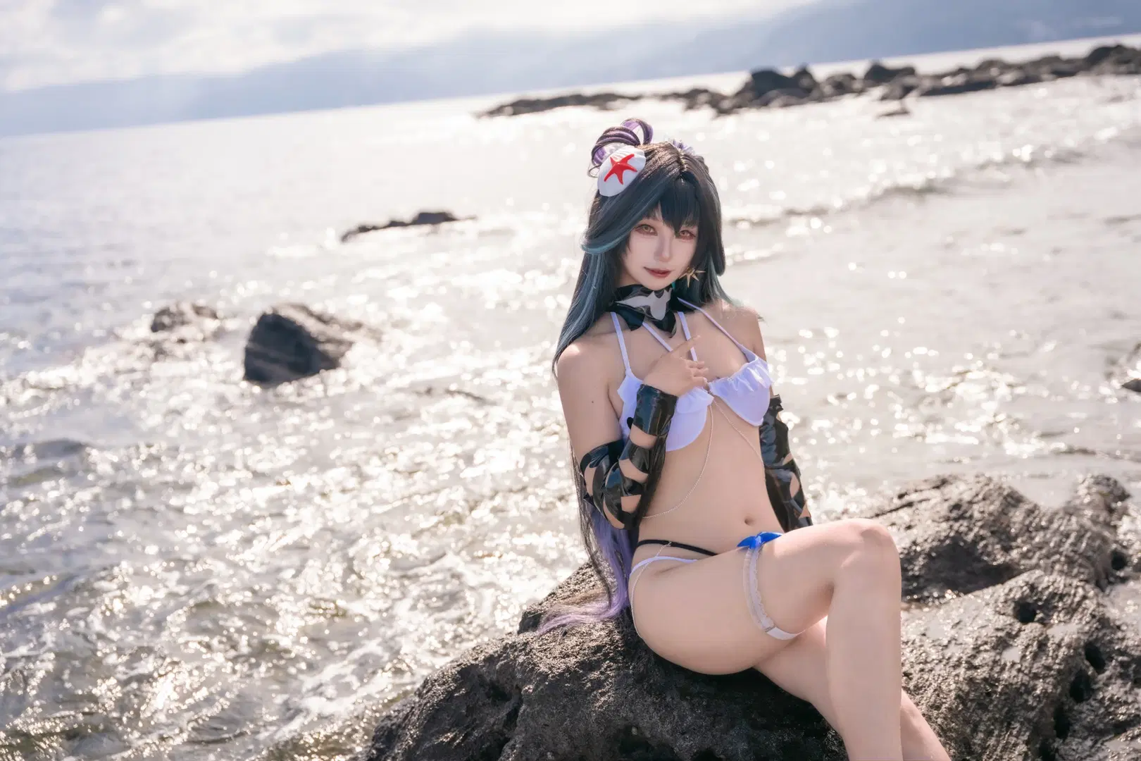 【小美人鱼cos】崩坏星穹铁道海边的波光粼粼，赤足踏浪 - 盈杏 - 第5张