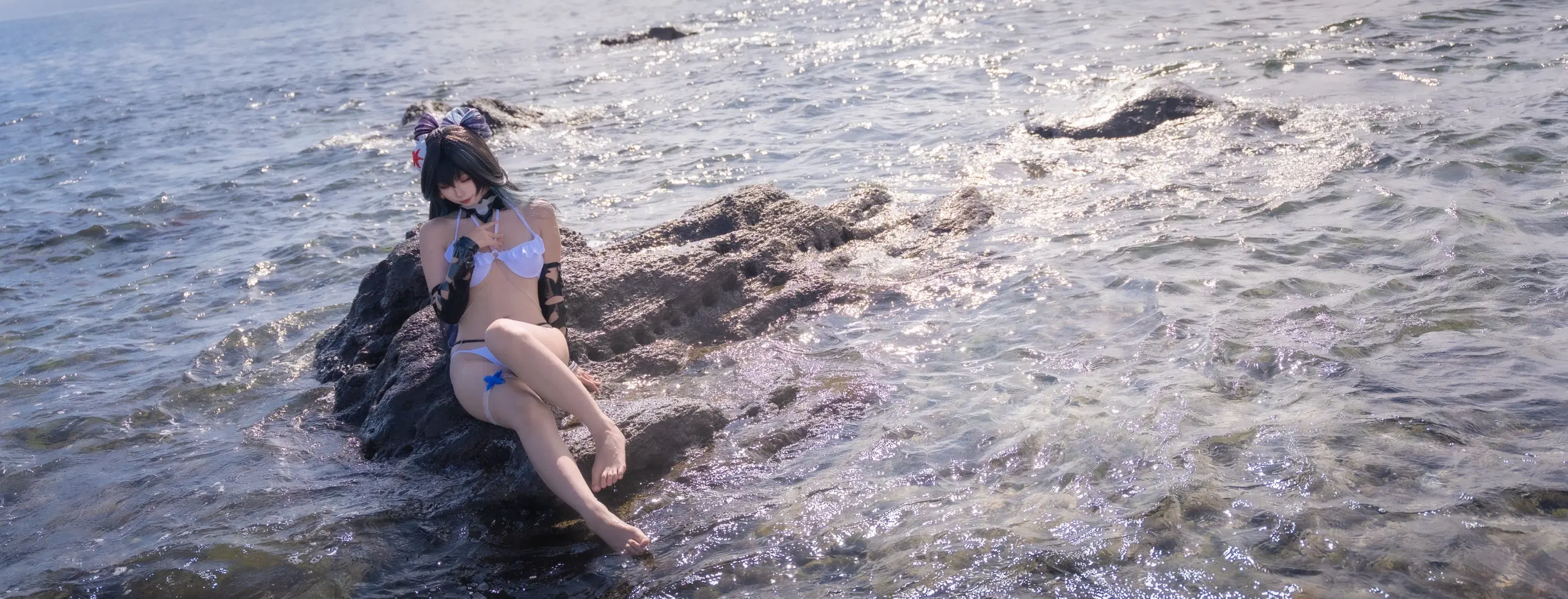 【小美人鱼cos】崩坏星穹铁道海边的波光粼粼，赤足踏浪 - 盈杏 - 第6张