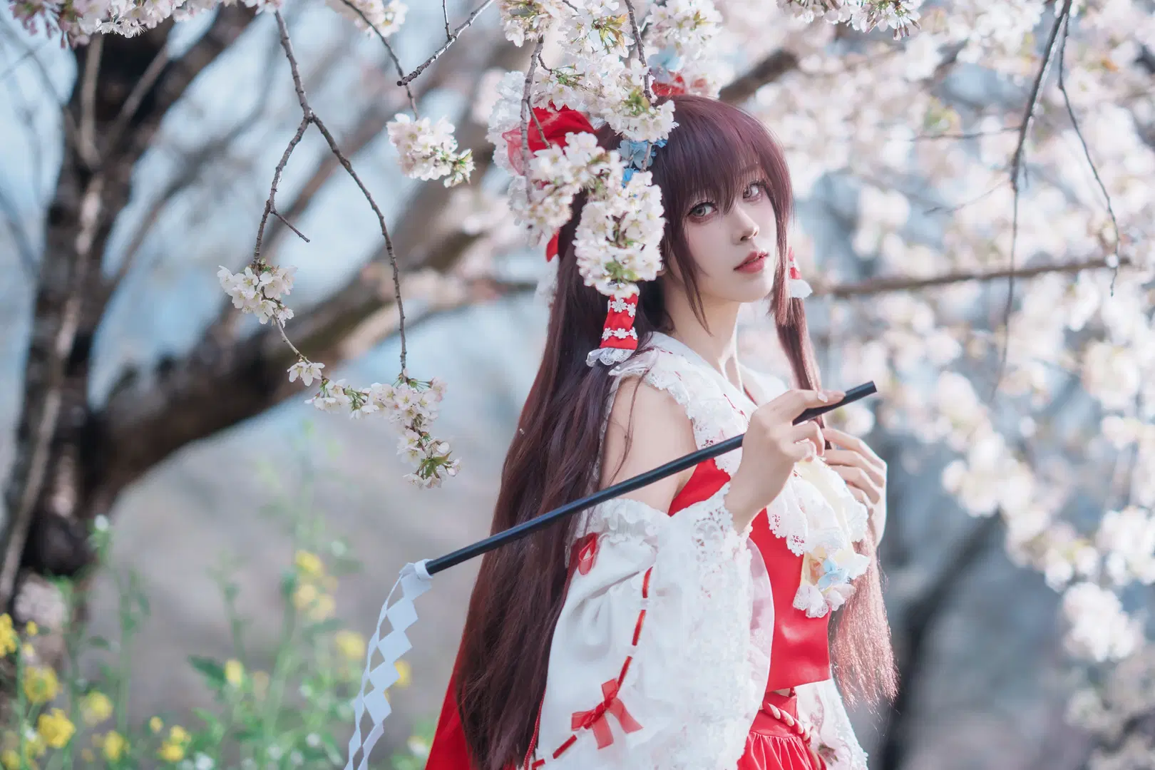 【博麗霊夢コスプレ】東方Projectの春爛漫・桜フォト - Mocha摩卡 - 2枚目