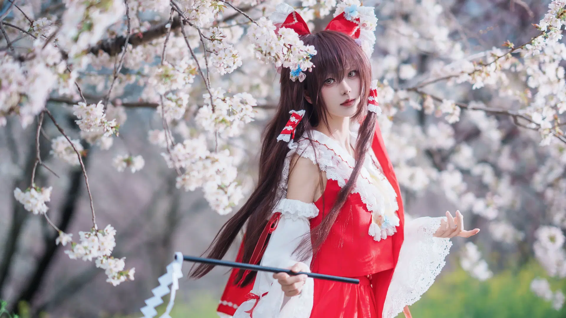 【博麗霊夢コスプレ】東方Projectの春爛漫・桜フォト - Mocha摩卡 - 3枚目