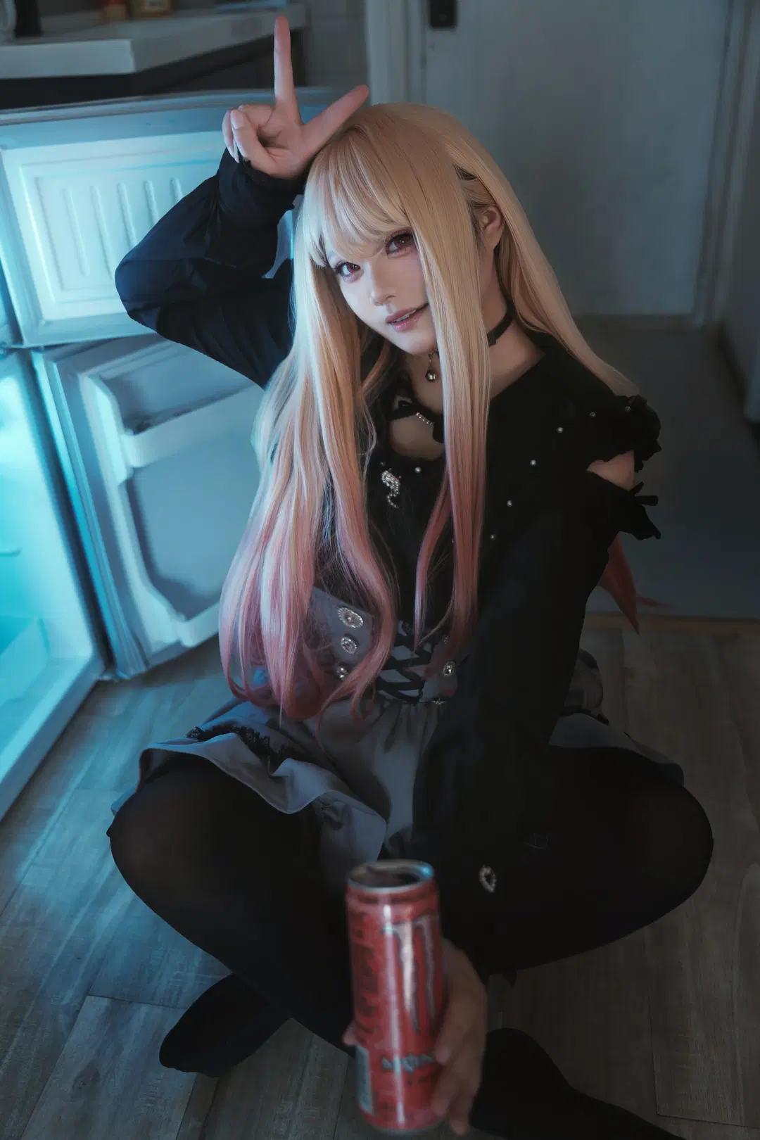 Custom design cosplay, Marin Kitagawa cosplay, My Dress-Up Darling, Dark Gothic style, Black stockings