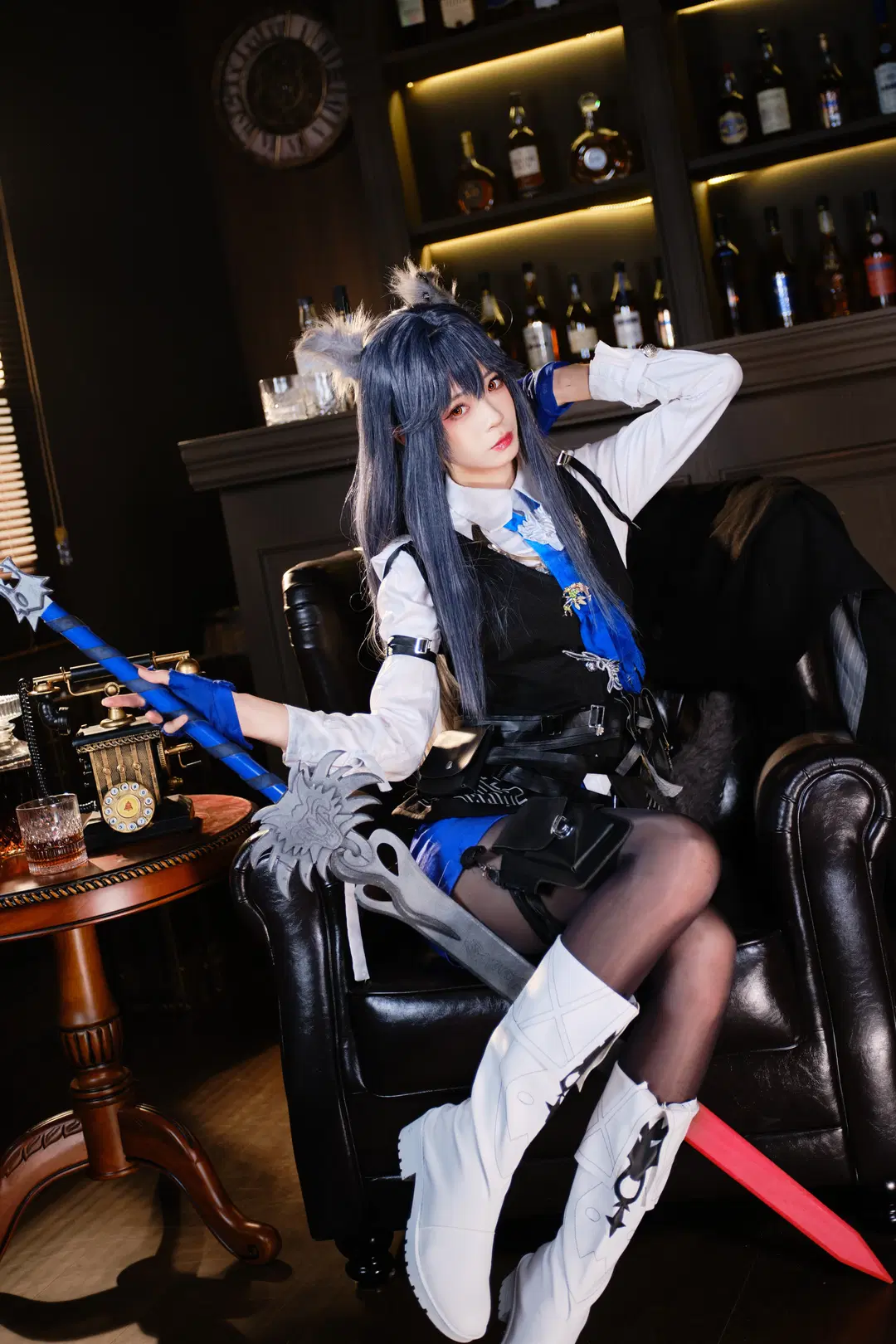 [Texas the Omertosa cosplay] Arknights: Shadow Blade in a Vintage Bar by GOODLUCK好兆头 - Image 16