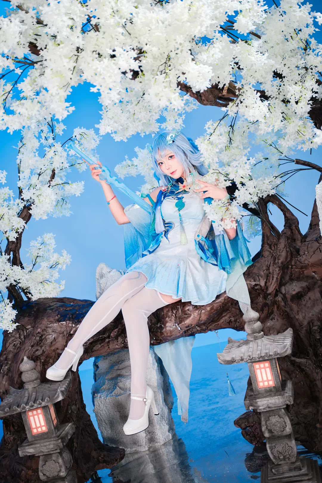 Wuthering Waves, White stockings, Traditional Chinese style cosplay, Qingxiao cosplay, Martial arts girl cosplay