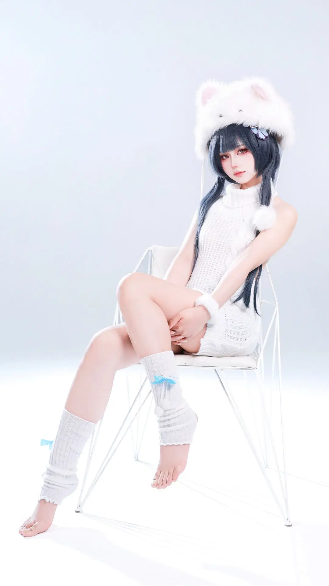 [Misaki cosplay] Blue Archive Misaki Winter Plush Style Photoshoot by 望眠 - Image 3