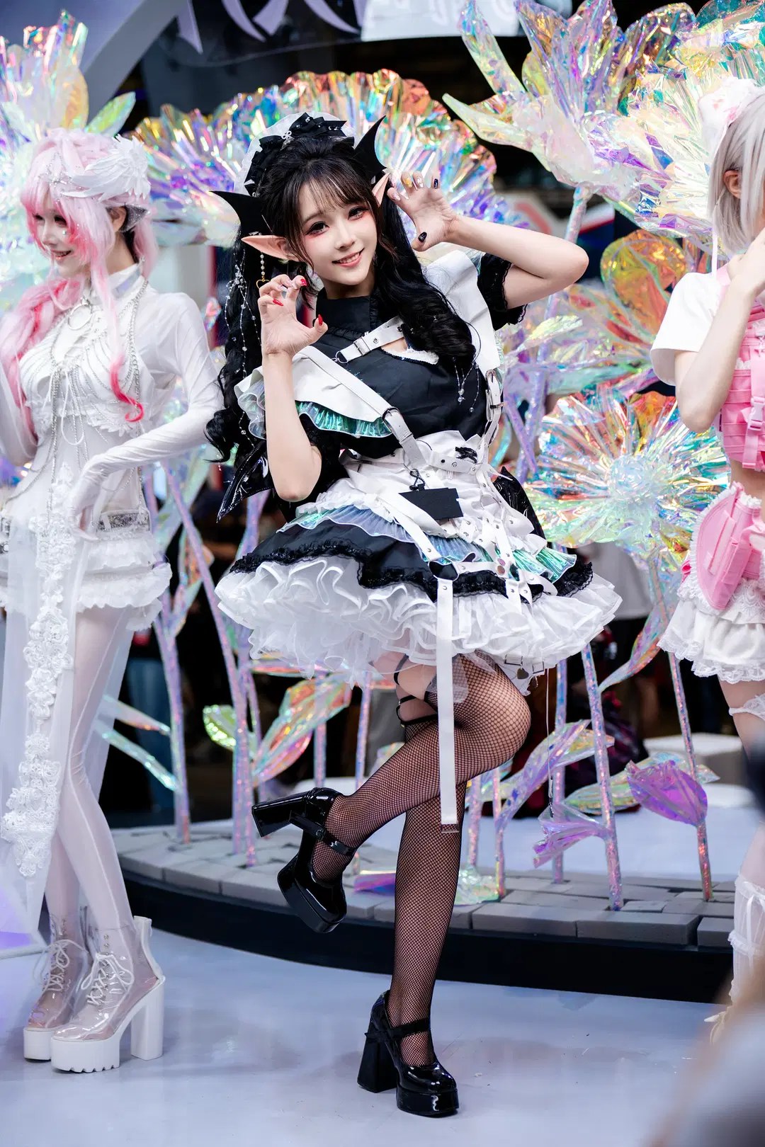 Elf Maid Look at the ChinaJoy Sony Booth: Black and Purple Gothic Style Looks Stunning on Camera by 随风旋律 - Image 7